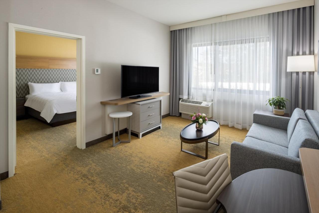Holiday Inn - Long Island - Islip Arpt East By Ihg Holtsville Екстер'єр фото