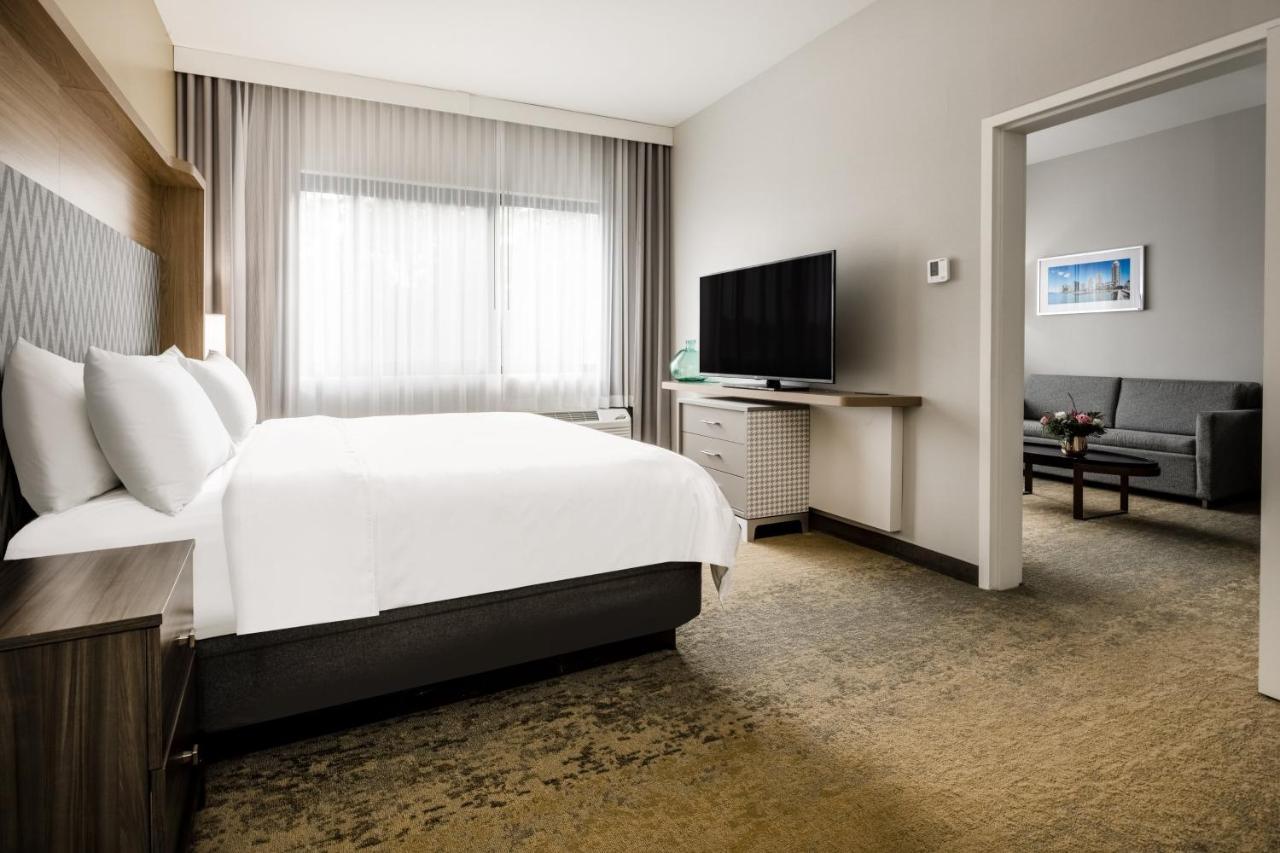 Holiday Inn - Long Island - Islip Arpt East By Ihg Holtsville Екстер'єр фото