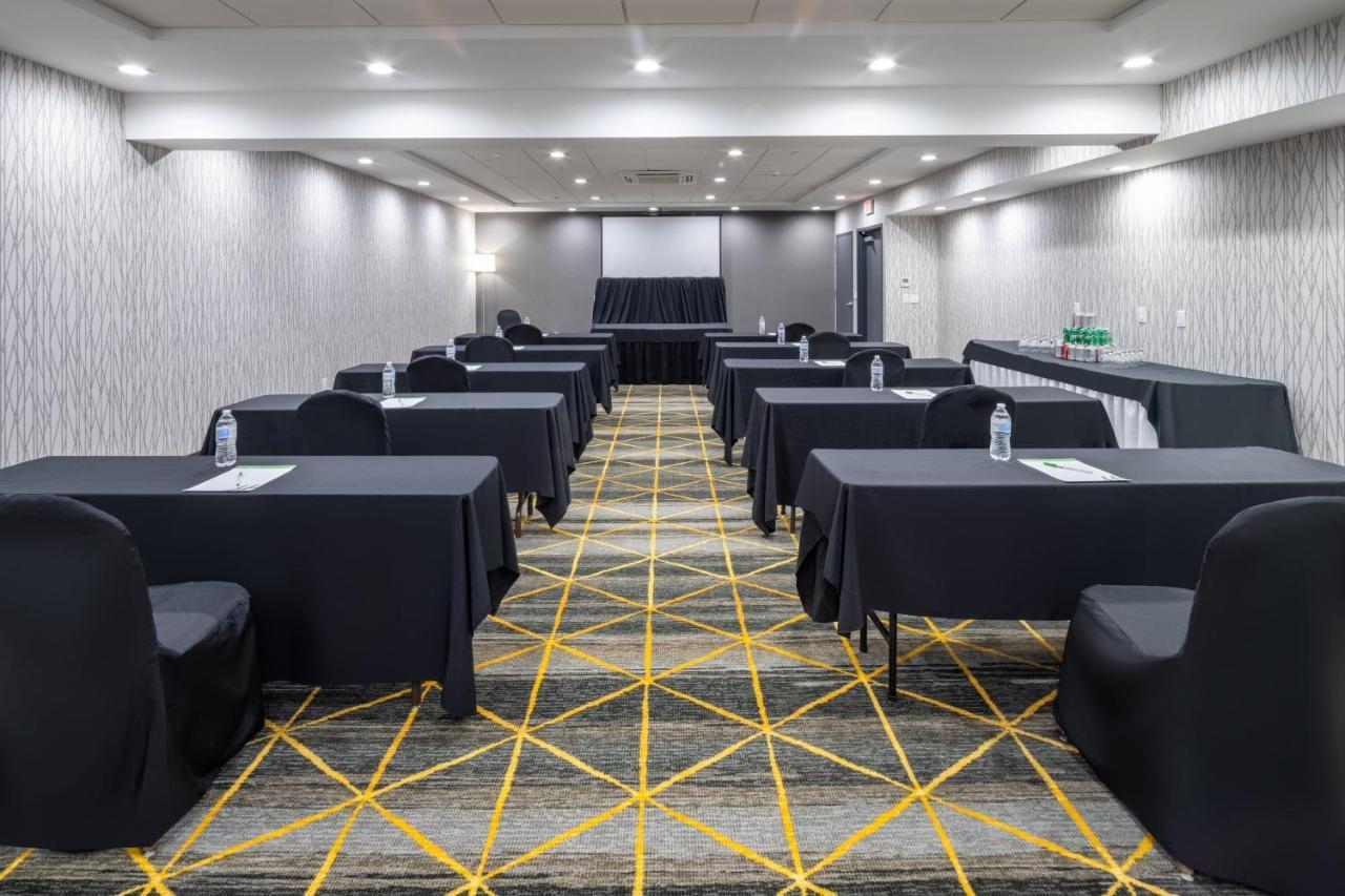 Holiday Inn - Long Island - Islip Arpt East By Ihg Holtsville Екстер'єр фото